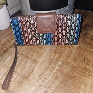 Fossil Multicolor Logo Print Wristlet Wallet